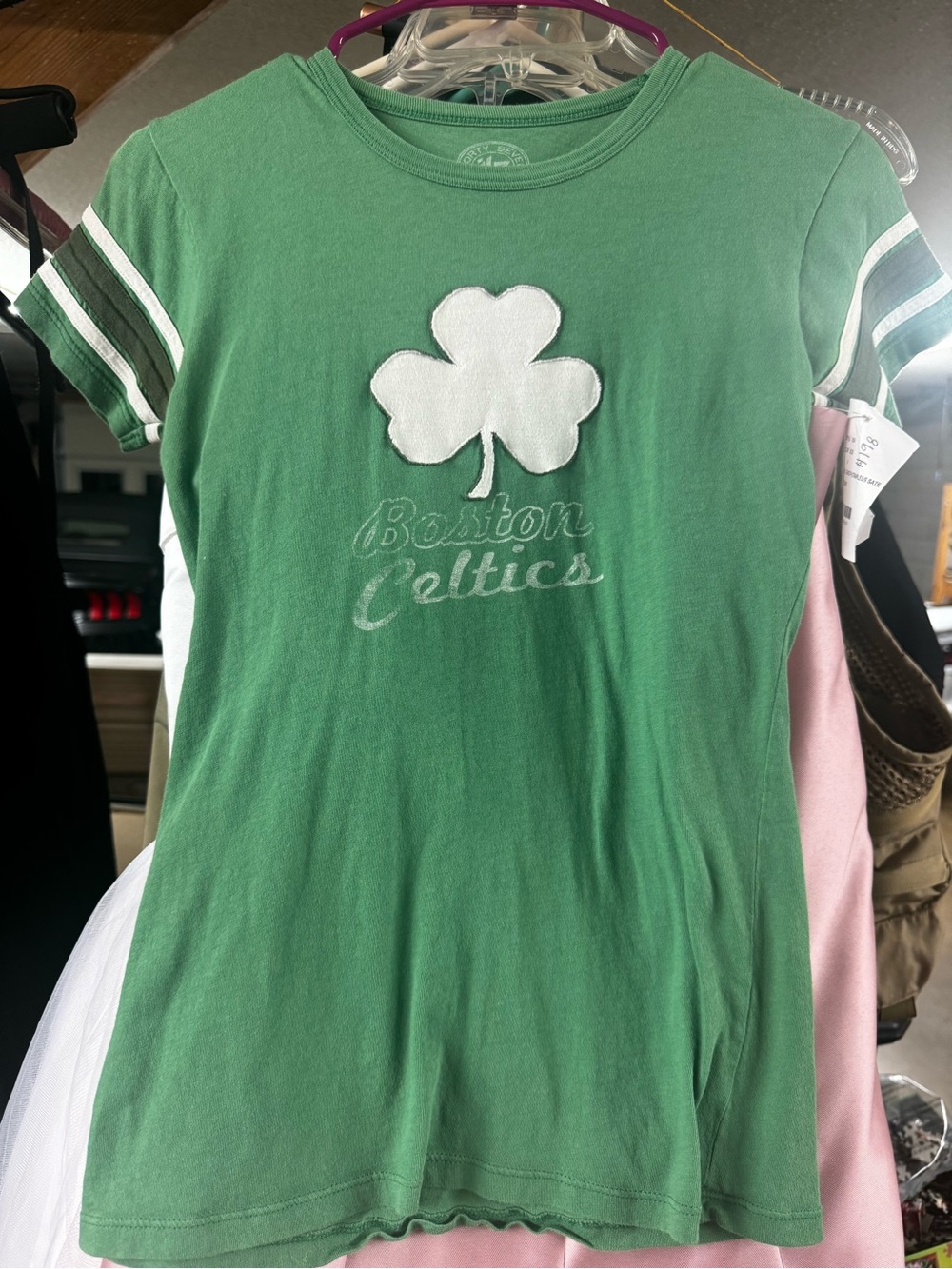Boston Celtics jrs small Green Shamrock Tee